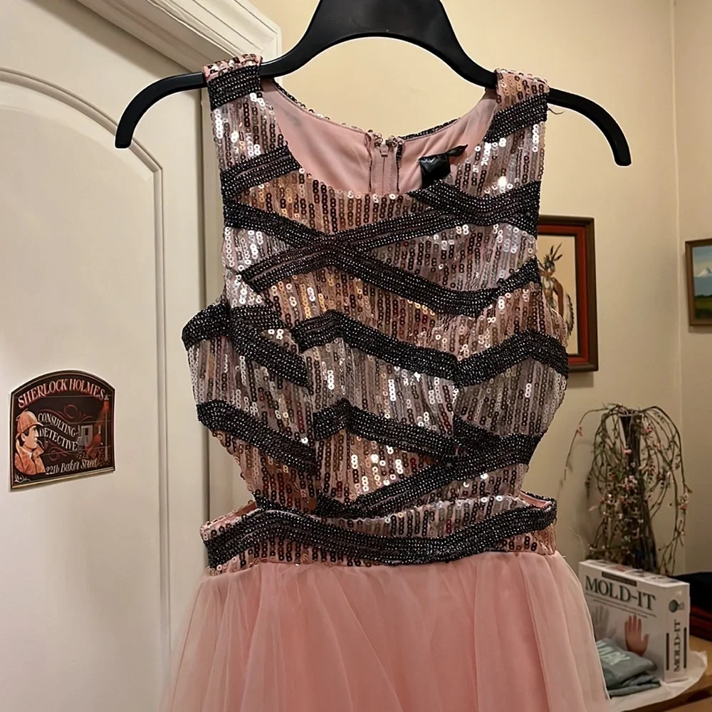 Pink sequin short to long dress - Picture 2 of 5